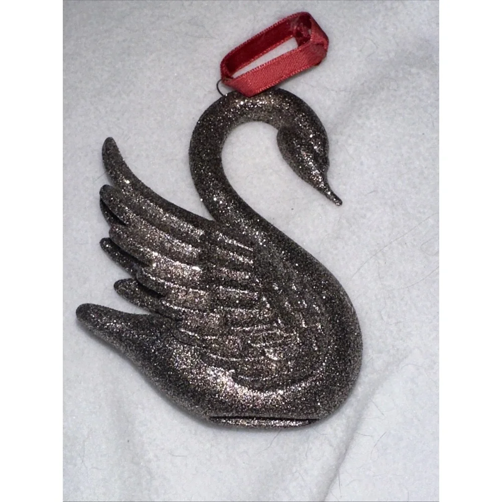 Pier One Imports Christmas Collection Glitter‎ Silver SwanlOrnament